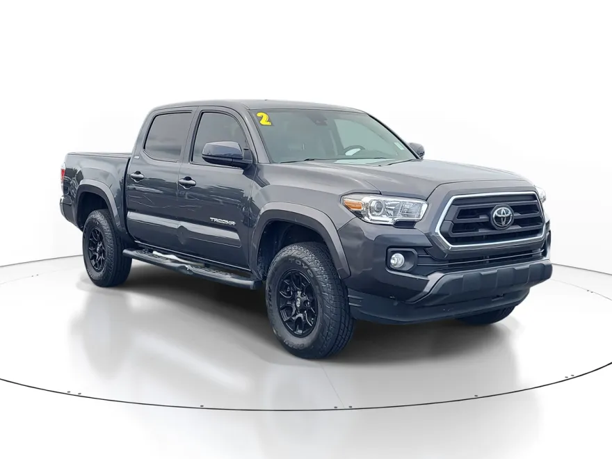 2022 Toyota Tacoma SR5 V6 photo 1