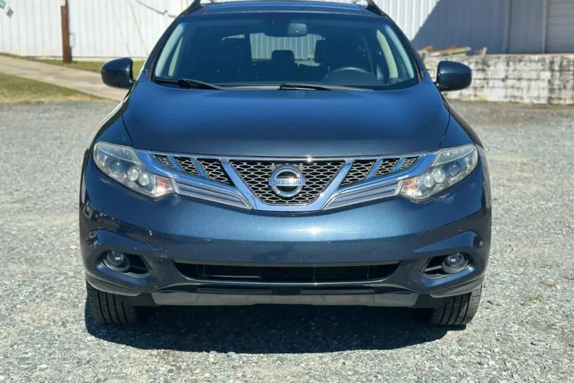 2014 Nissan Murano LE photo 1