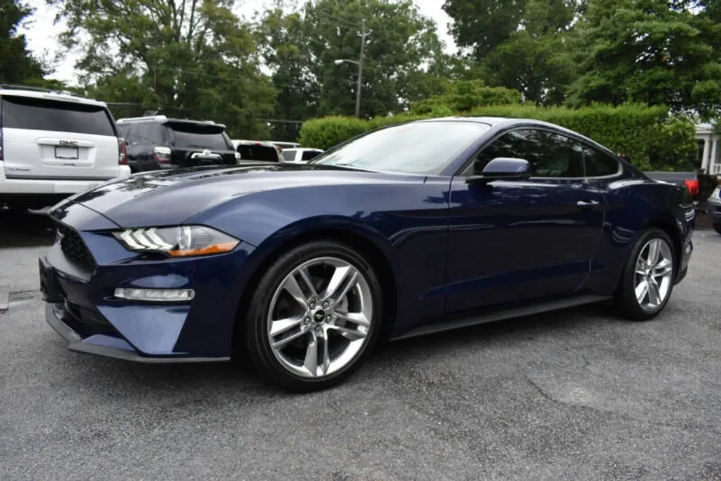 2020 Ford Mustang EcoBoost Premium photo 1
