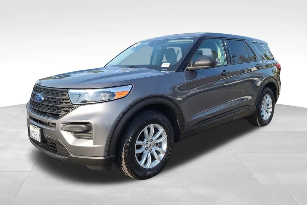 2021 Ford Explorer Base photo 1