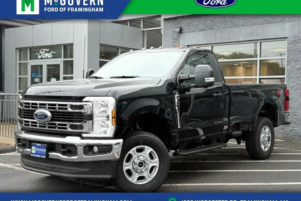 2025 Ford F-350 XLT photo 1