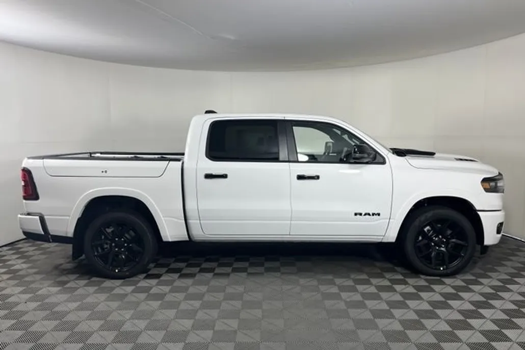 2025 Ram 1500 Laramie photo 1