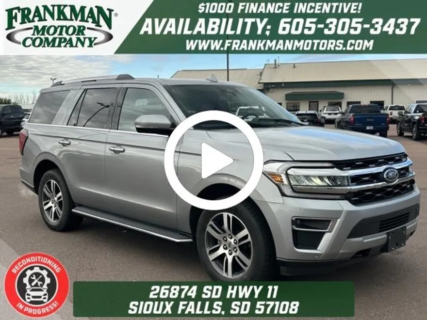 2023 Ford Expedition Limited photo 1