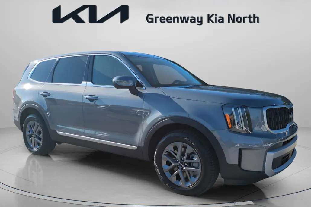 2025 Kia Telluride LX photo 1