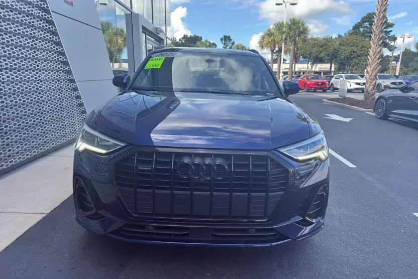 2021 Audi Q3 45 TFSI S line Premium photo 1