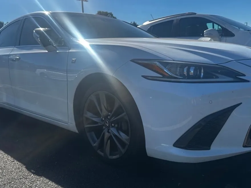 2021 Lexus ES 350 F SPORT photo 1