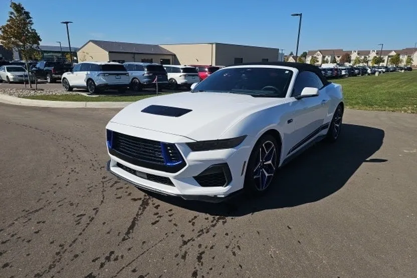 2024 Ford Mustang GT Premium photo 1