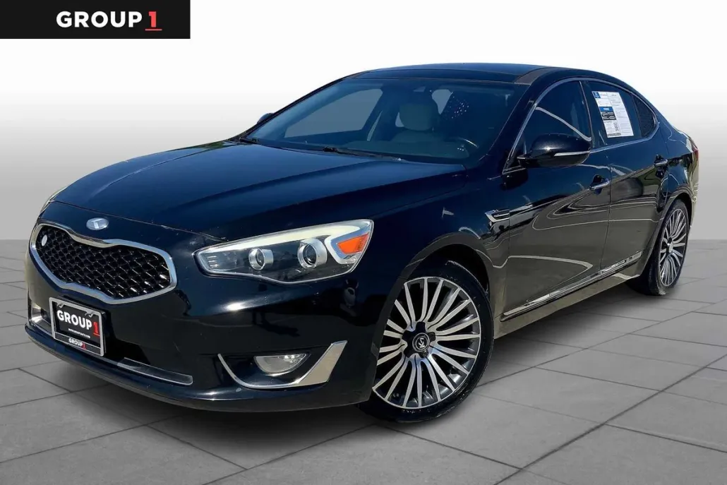2014 Kia Cadenza Premium photo 1