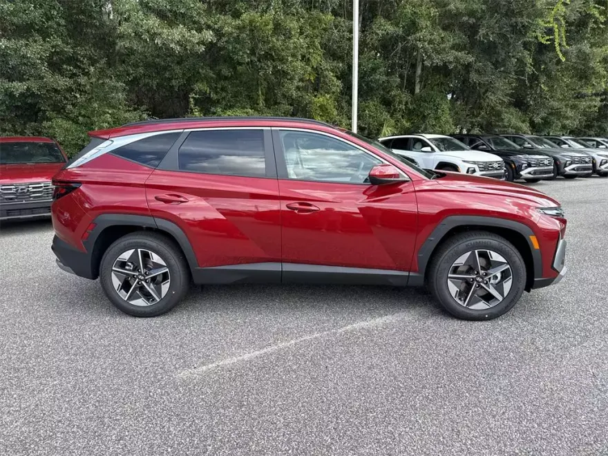 2026 Hyundai Tucson SEL photo 1