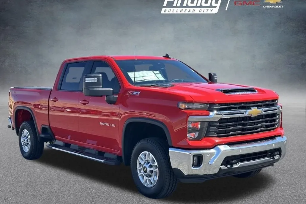 2025 Chevrolet Silverado 2500HD LT photo 1