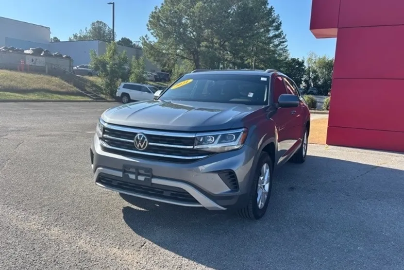 2021 Volkswagen Atlas Cross Sport photo 1