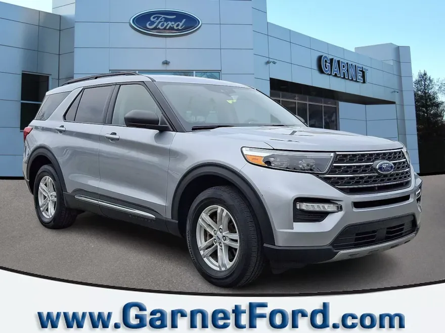 2022 Ford Edge XLT photo 1