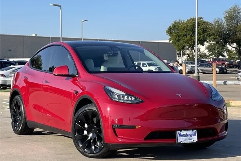 2021 Tesla Model Y Long Range photo 1