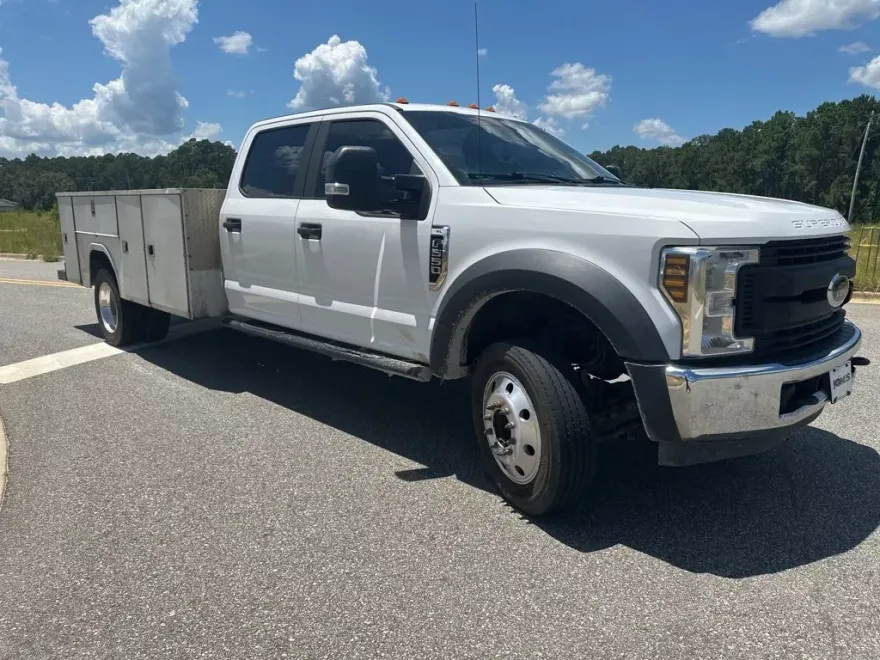 2019 Ford F-550 XL photo 1