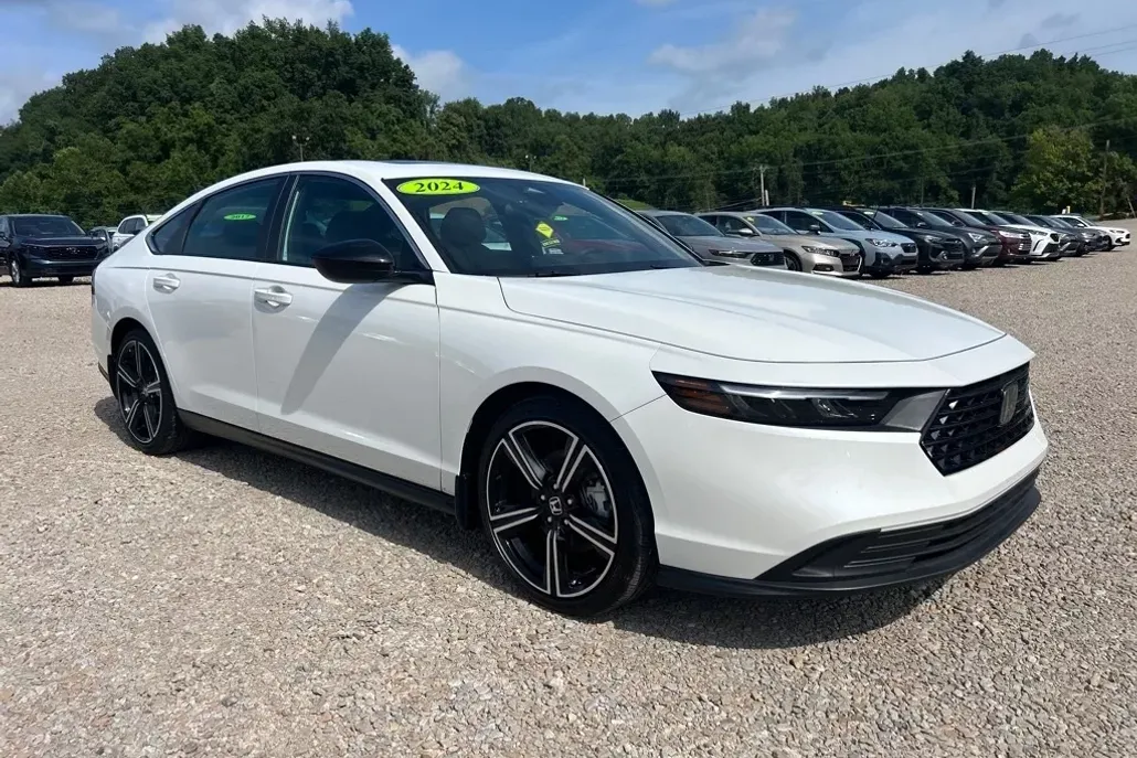 2024 Honda Accord Hybrid Sport photo 1