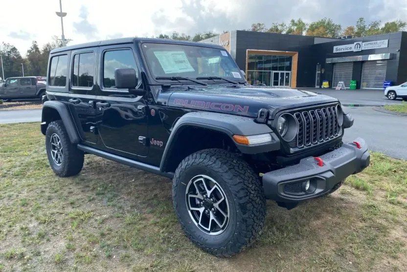 2025 Jeep Wrangler Rubicon photo 1
