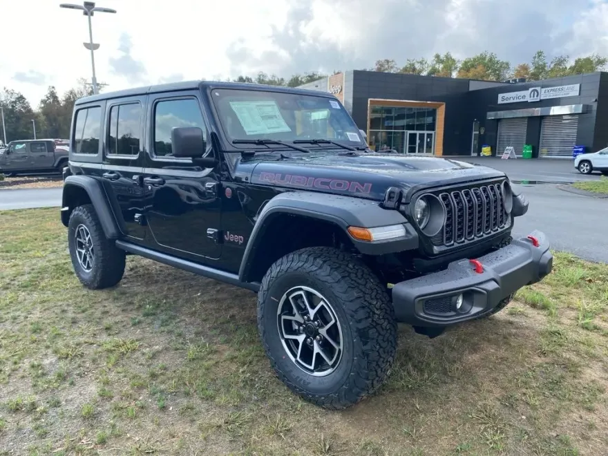 2025 Jeep Wrangler Rubicon photo 1