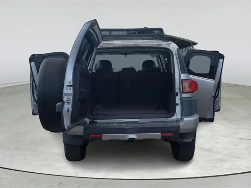 2007 Toyota FJ Cruiser Base photo 1