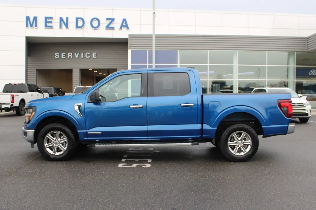 2024 Ford F-150 XLT photo 1