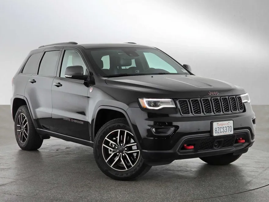 2021 Jeep Grand Cherokee Trailhawk photo 1