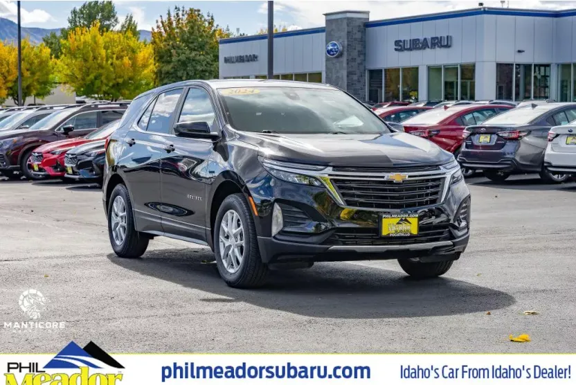 2024 Chevrolet Equinox LT photo 1