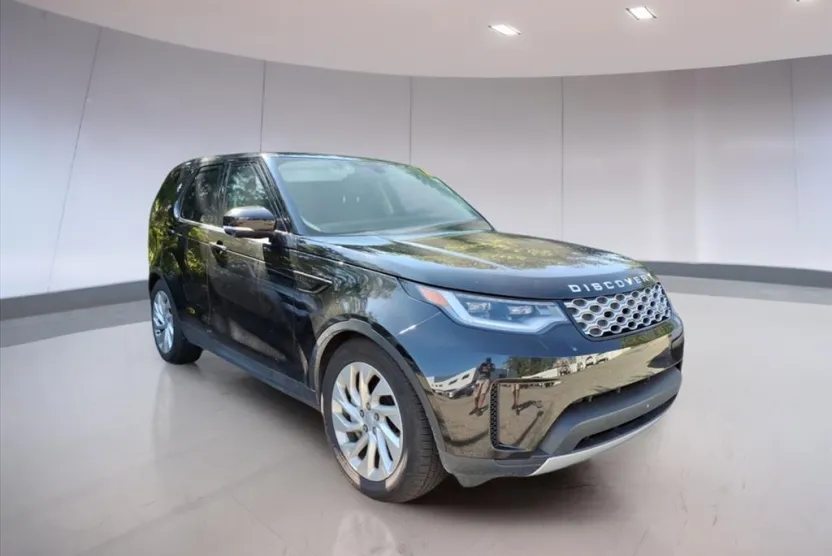 2024 Land Rover Discovery P300 S photo 1