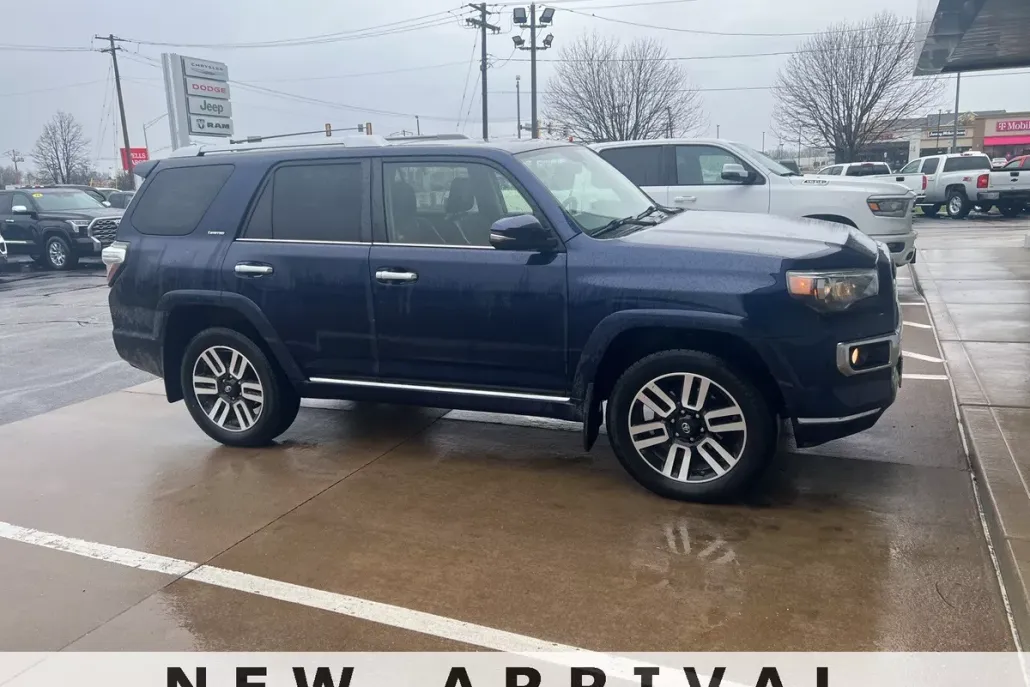 2018 Toyota 4Runner Limited photo 1