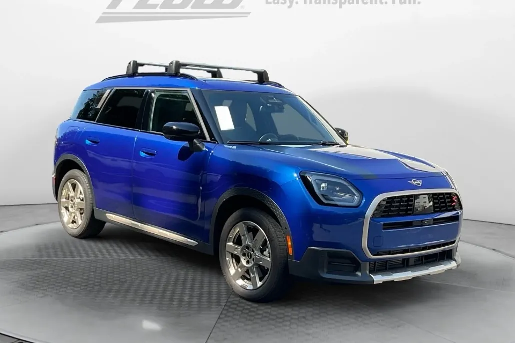 2025 Mini Countryman S photo 1