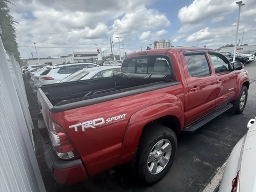 2015 Toyota Tacoma Base photo 1