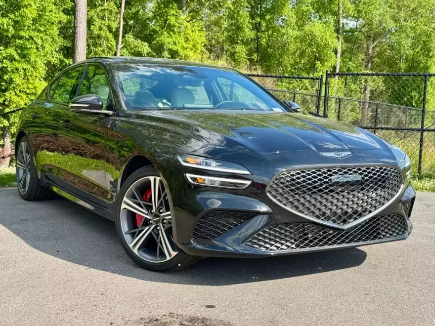 2025 Genesis G70 2.5T Sport Prestige photo 1