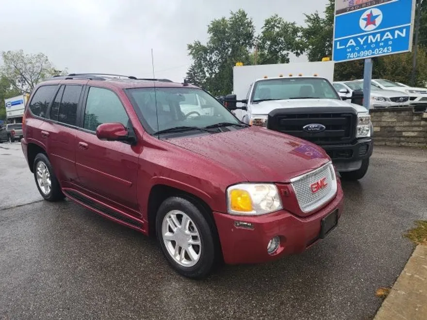 2009 Gmc Envoy Denali photo 1