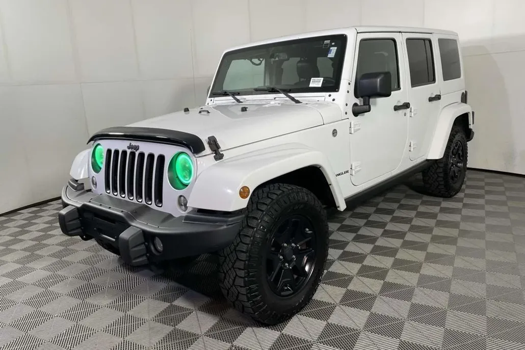 2016 Jeep Wrangler Unlimited Backcountry photo 1