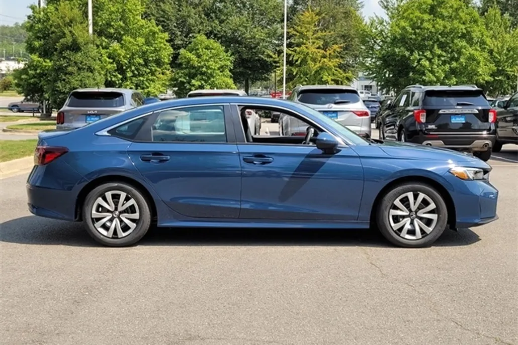 2026 Honda Civic LX photo 1