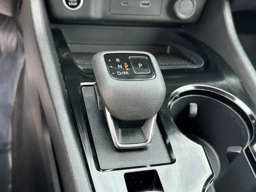 2023 Nissan Rogue SV photo 30