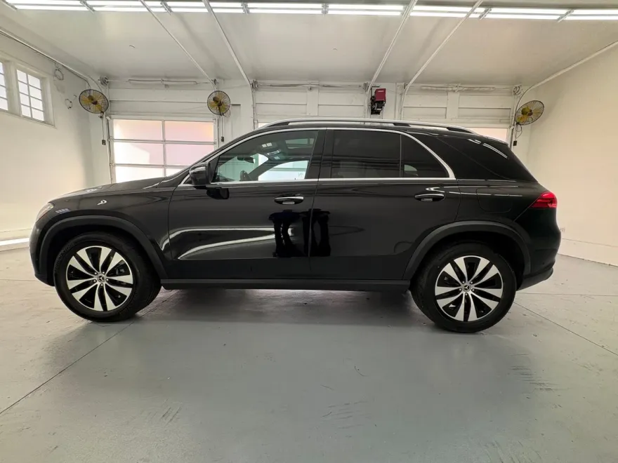 2025 Mercedes Benz GLE 450e 4MATIC photo 1