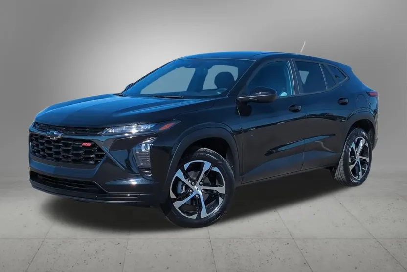 2024 Chevrolet Trax photo 1