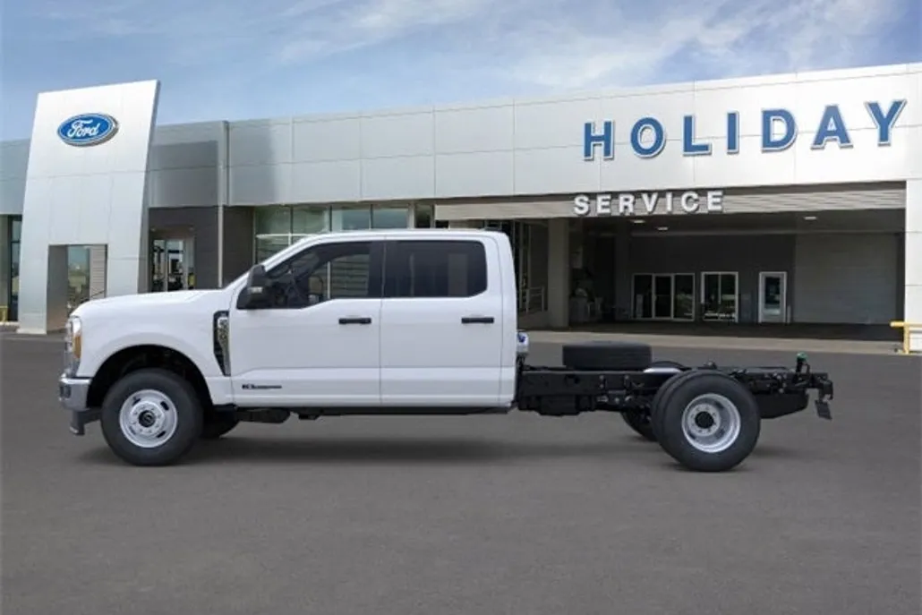 2026 Ford F-350 photo 1