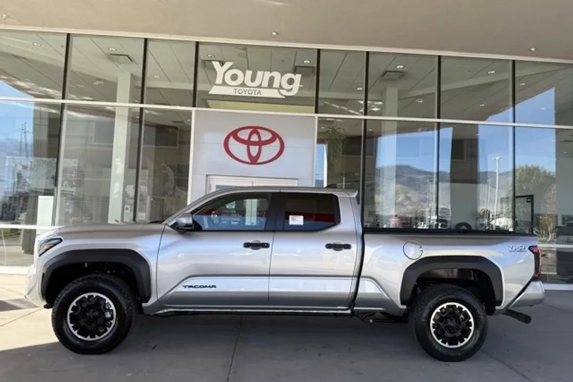 2025 Toyota Tacoma TRD Double Cab photo 1
