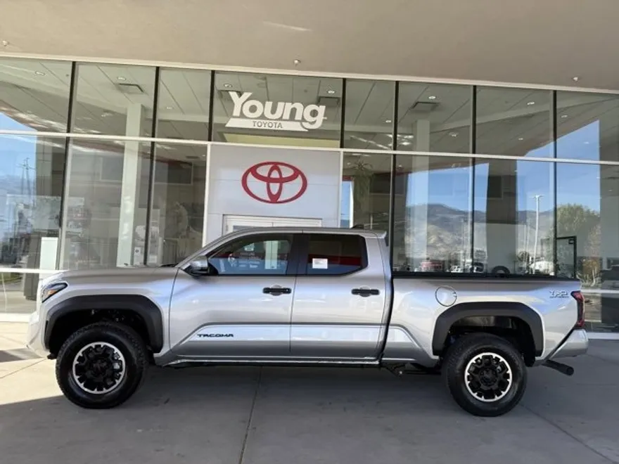 2025 Toyota Tacoma TRD Double Cab photo 1