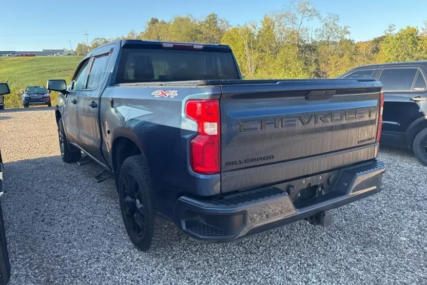 2020 Chevrolet Silverado 1500 Custom photo 1