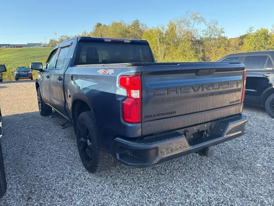 2020 Chevrolet Silverado 1500 Custom photo 1