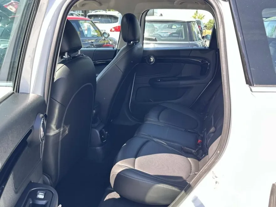 2019 Mini Countryman ALL4 Signature photo 1