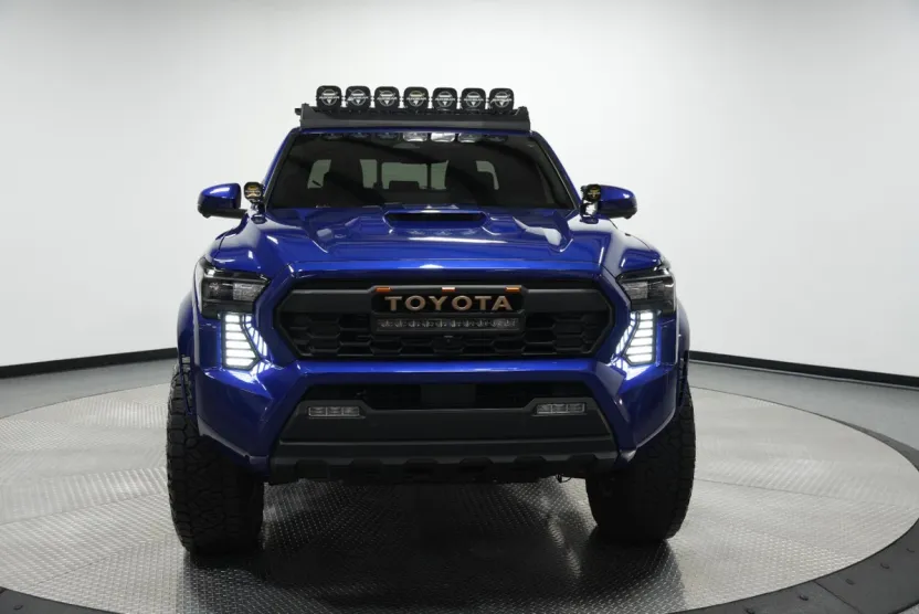 2024 Toyota Tacoma SR5 photo 1