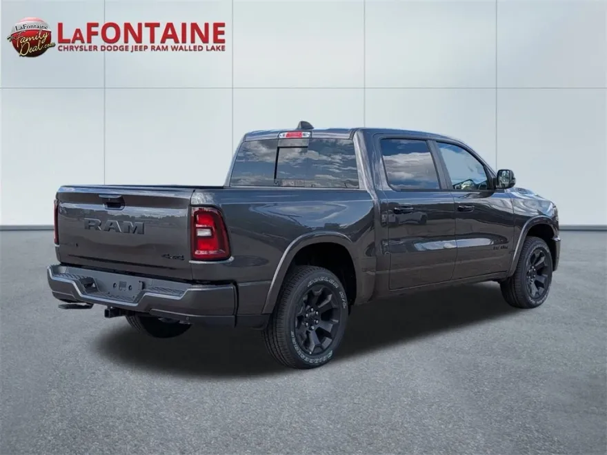 2025 Ram 1500 Big Horn photo 1