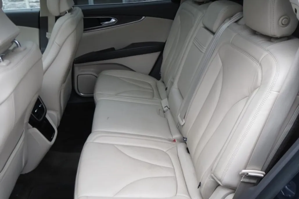 2017 Lincoln MKX Reserve photo 1