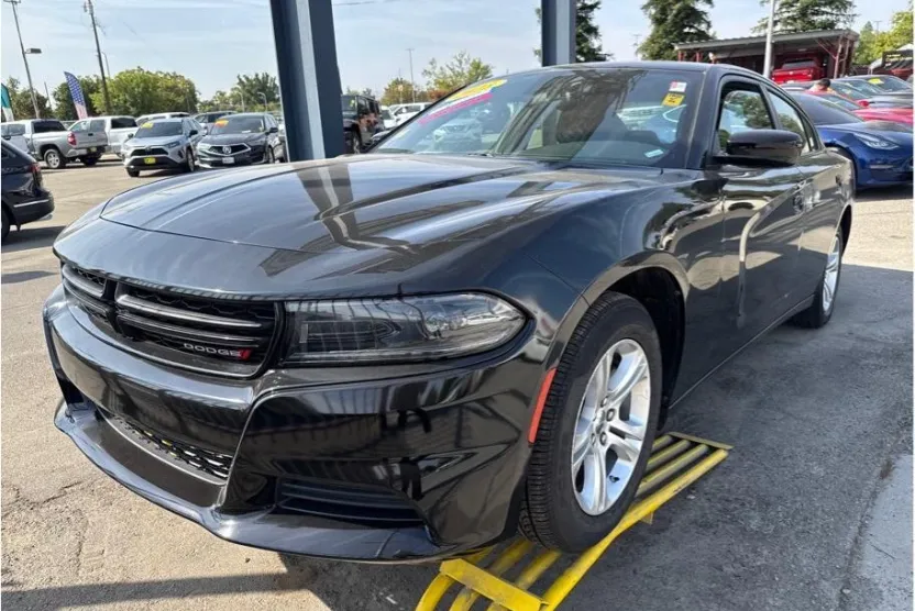 2023 Dodge Charger SXT photo 1