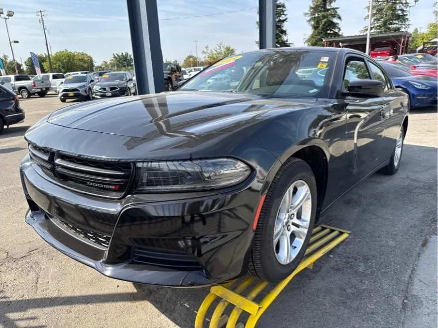 2023 Dodge Charger SXT photo 1