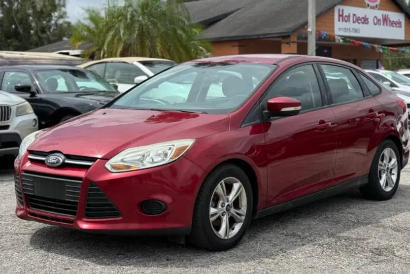 2014 Ford Focus SE photo 1