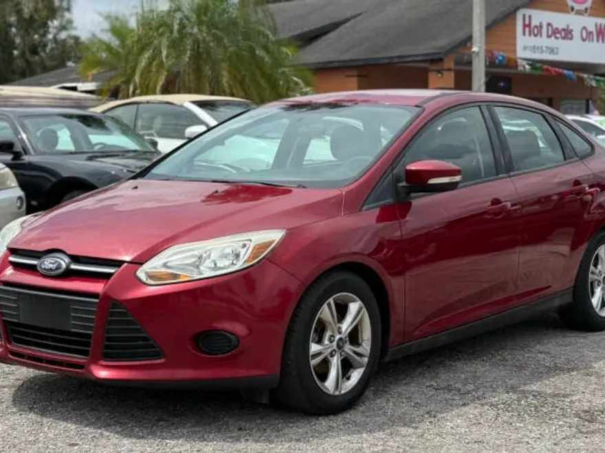 2014 Ford Focus SE photo 1
