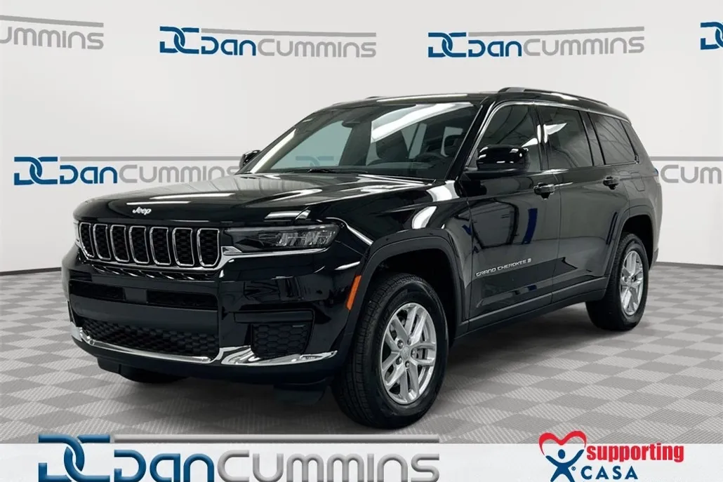 2025 Jeep Grand Cherokee Laredo photo 1